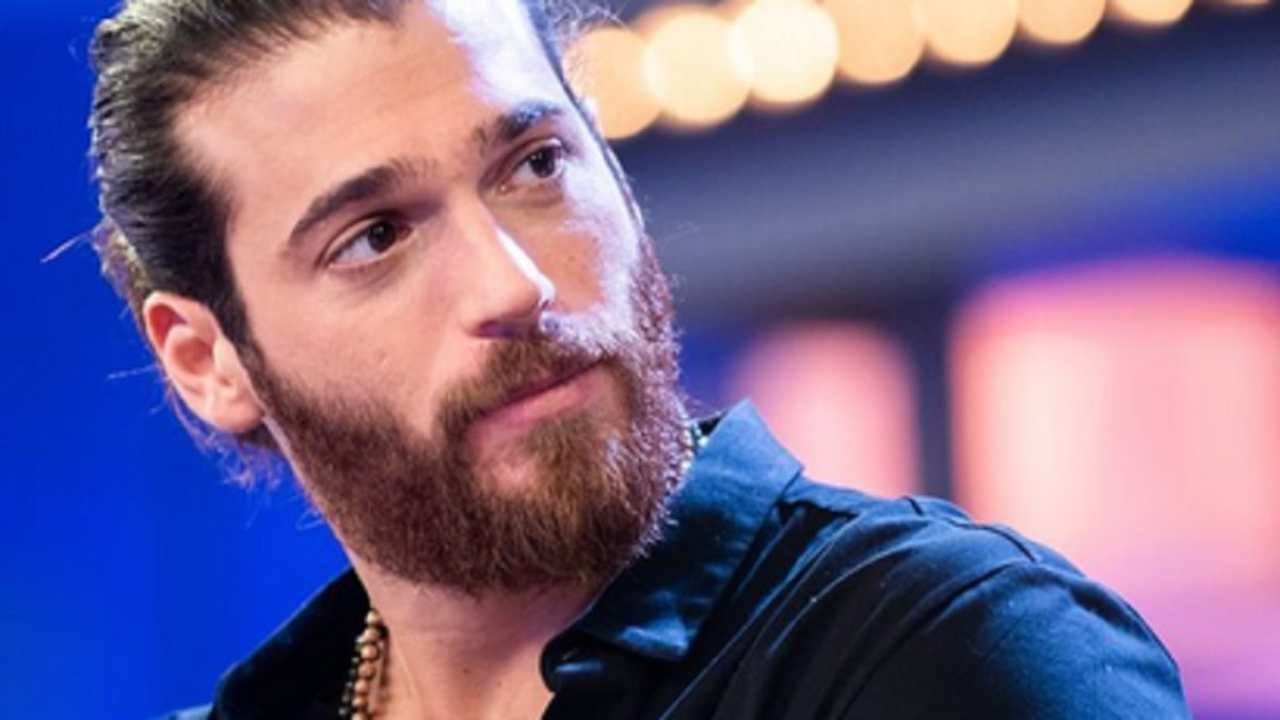 Can Yaman, Twist: “I’m excited”