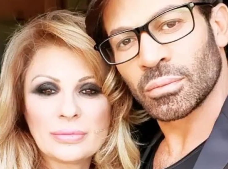 Gianni Sperti in un selfie assieme a Tina Cipollari. (Instagram) - Metropolinotizie.it