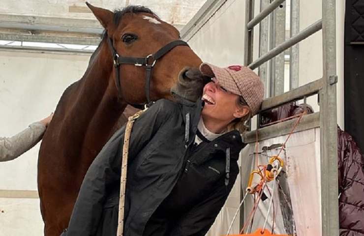 Carlotta Mantovan con il suo cavallo (Fonte Instagram)