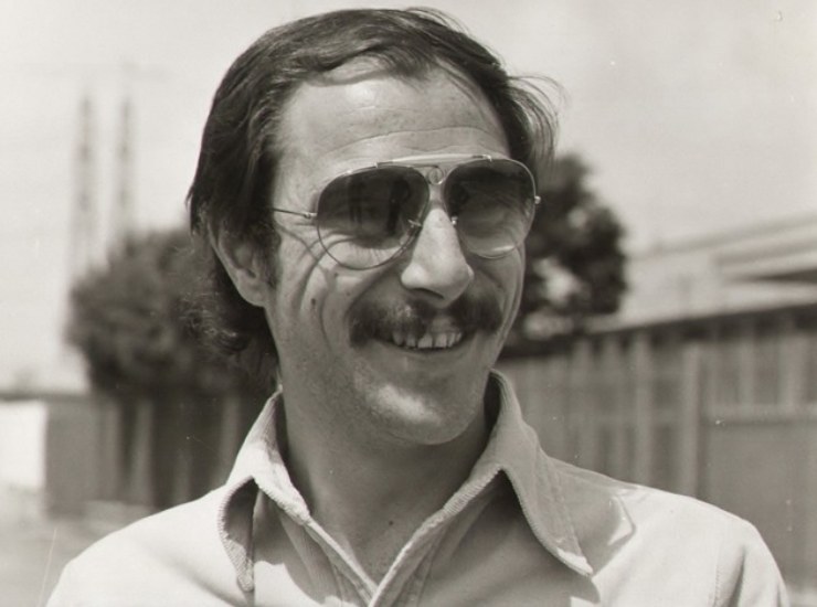 Luciano Rossi in una cartolina pubblicitaria risalente agli anni '70. - Metropolinotizie.it