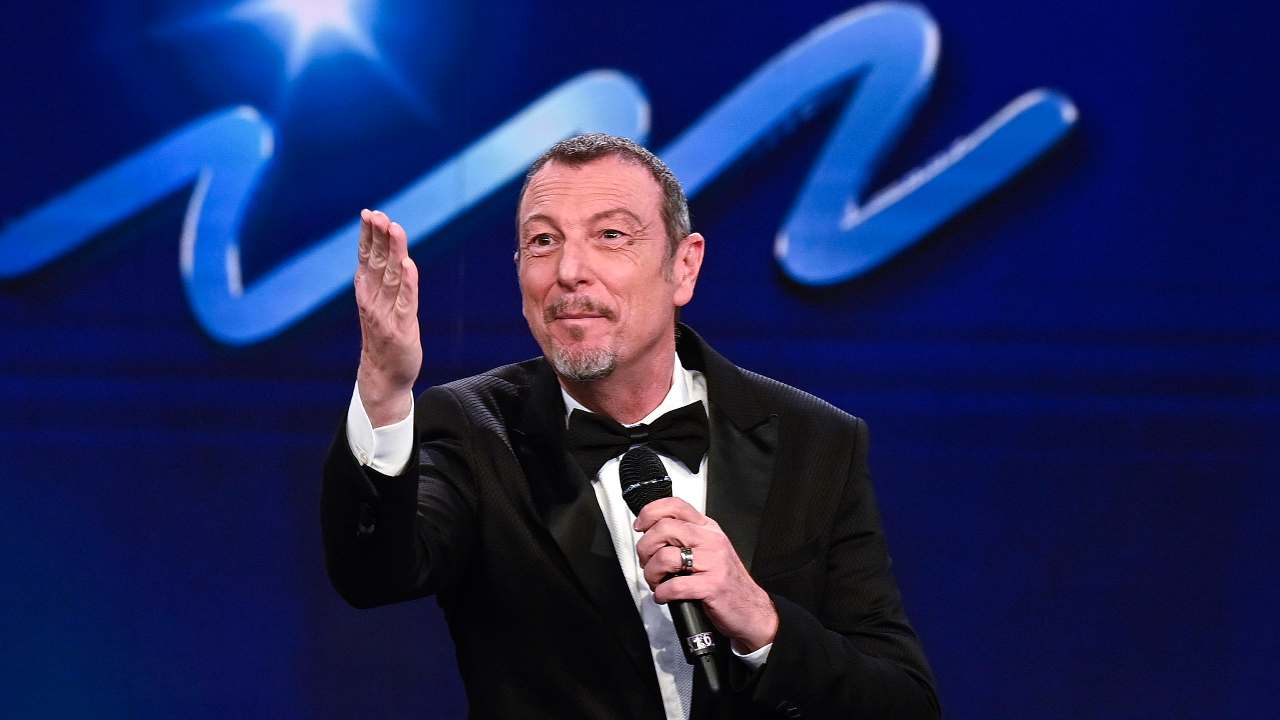 Amadeus, conduttore e direttore artistico di Sanremo 2024