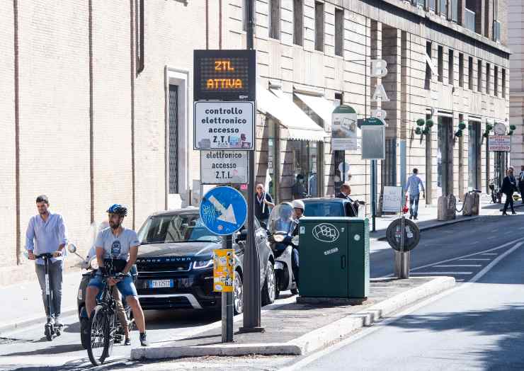 Multa ZTL a Roma quanto e quando pagare