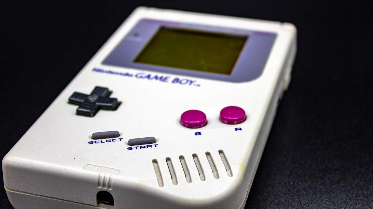 Game Boy Video Call: The Shocking Hoax That Is Raving the Web |  It becomes a smartphone