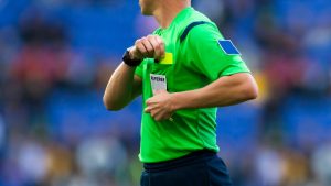 Arbitro (depositphotos) - metropolinotizie.it